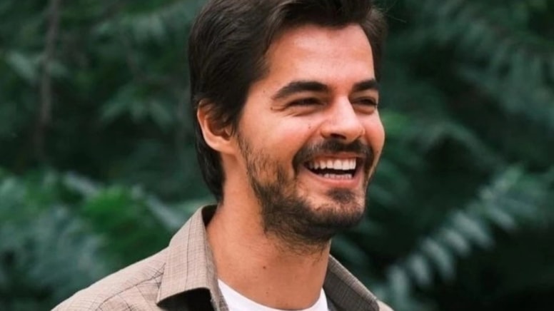 Trafik kazası geçiren Berk Atan'dan paylaşım! 'Beni ayağa kaldıran en büyük güç...'