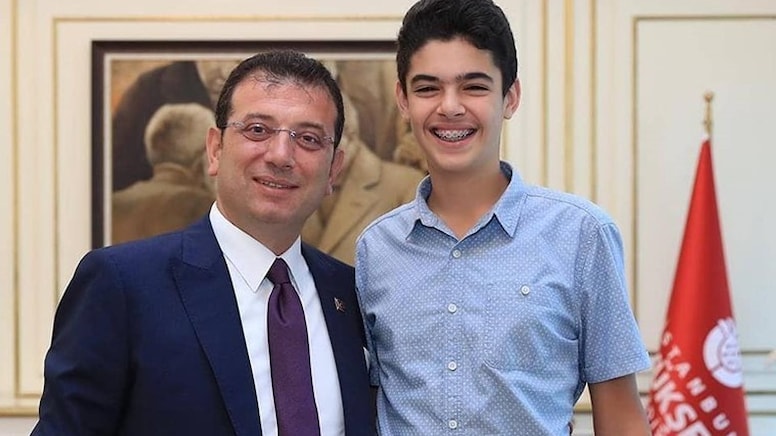 Özgür Özel kürsüden duyurdu: Berkay Gezgin hakkında sürpriz karar