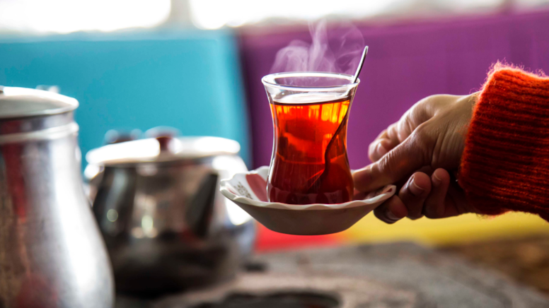 Günde 1 fincan bile çay içiyorsanız hemen vazgeçin! İşte nedeni