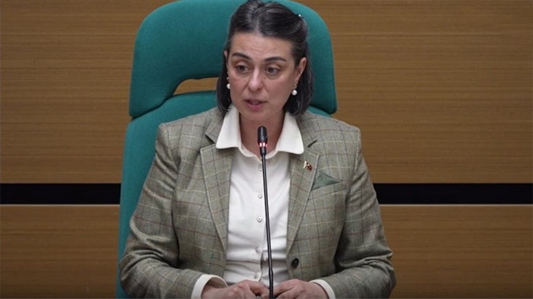 Sinem Dedetaş o mesajlara ateş püskürdü: Bunu da vicdanınıza bırakıyorum