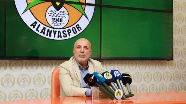 Hasan Çavuşoğlu: Bu işler sokakta konuşmakla olmuyor