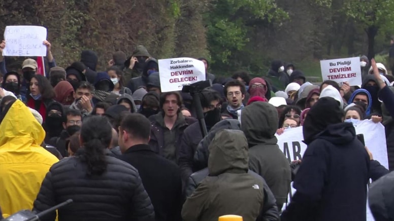 Ankara'da 3 üniversitenin öğrencileri YÖK'e karşı ayakta