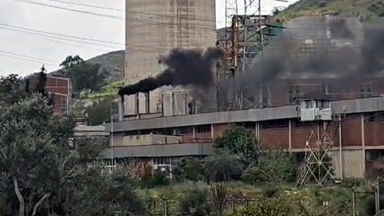 Cennet Gökova’daki santralin bacasından çıkan duman tedirginlik yarattı
