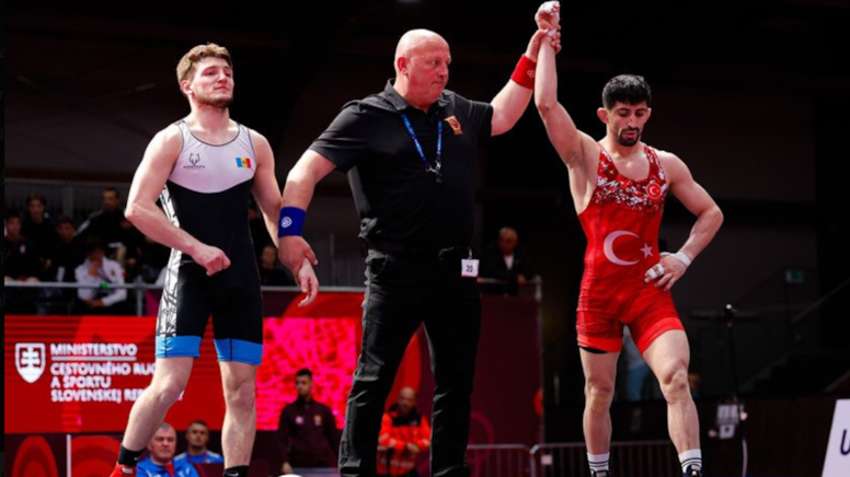 Kerem Kamal ve Hamza Bakır, finale yükseldi