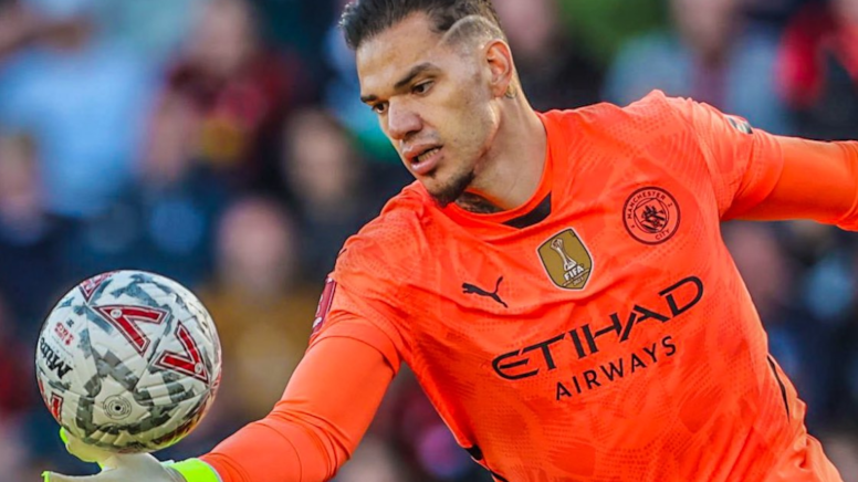 Ederson, Premier Lig'de tarih yazıyor!