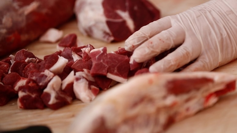 İngiltere, AB'den et ve süt ürünleri ithalatını yasakladı