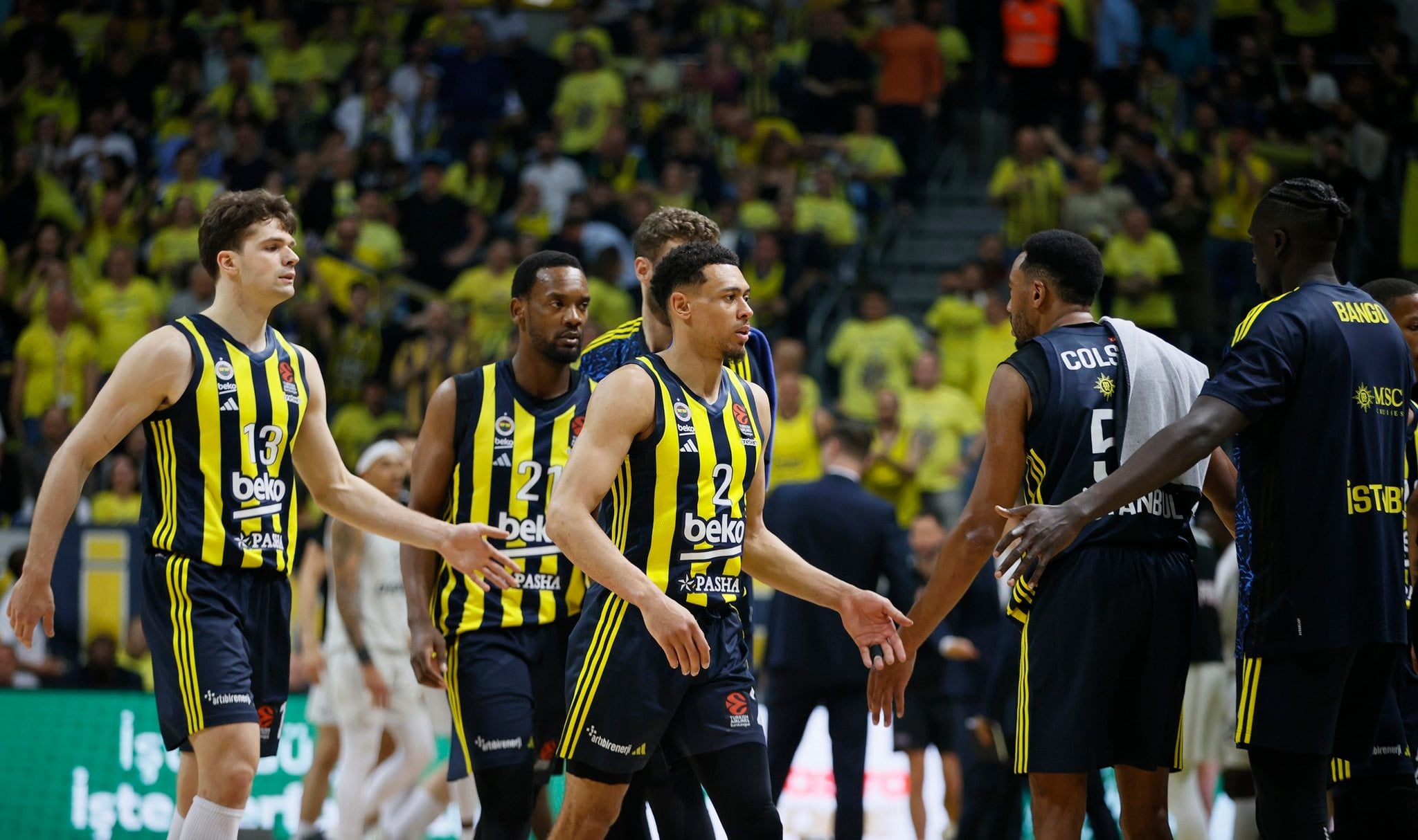 Fenerbahçe 7. kez Final Four'da! Harika gece...