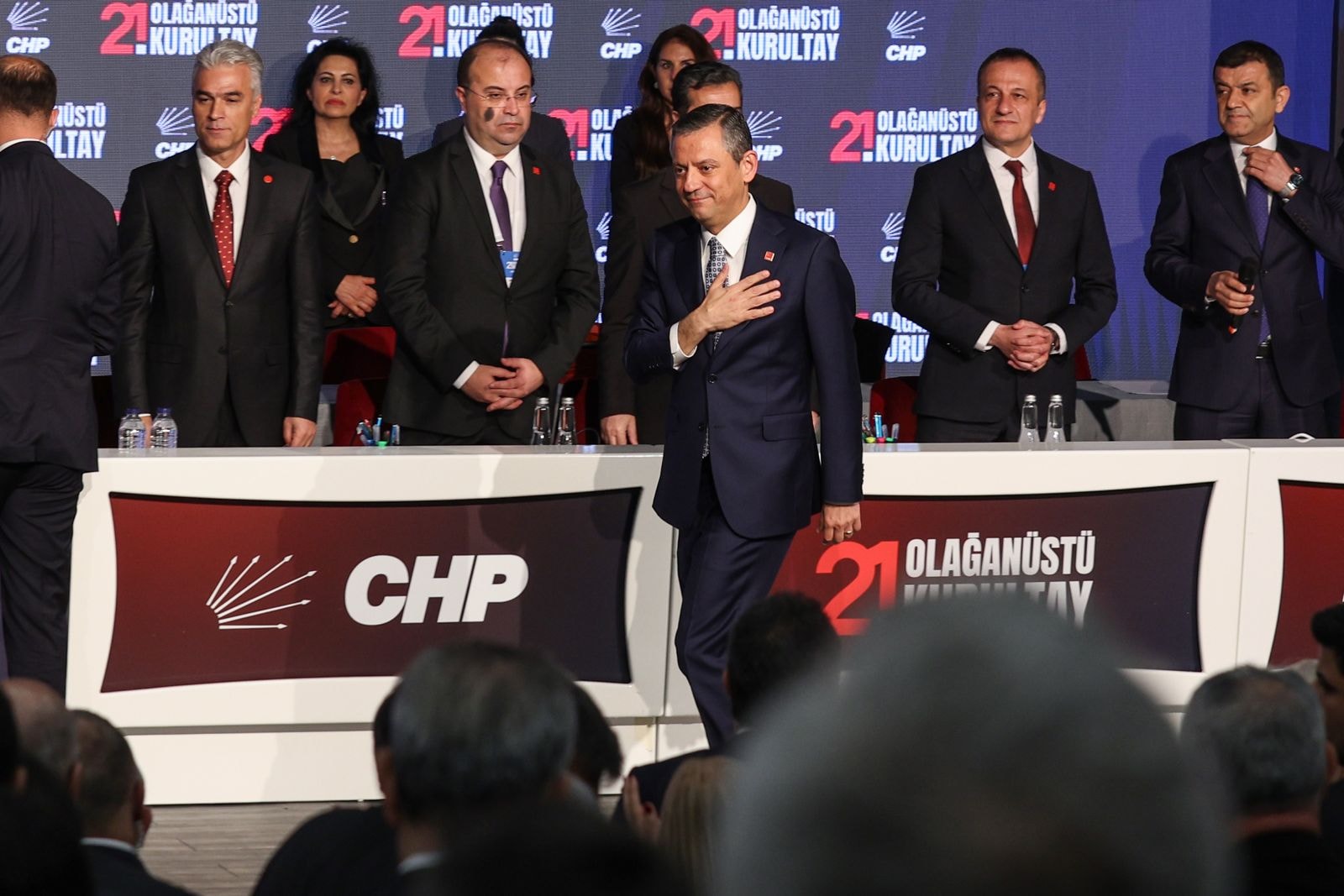 Son Dakika... CHP'nin 21. Olağanüstü Kurultayı'nda Özgür Özel yeniden genel başkan seçildi