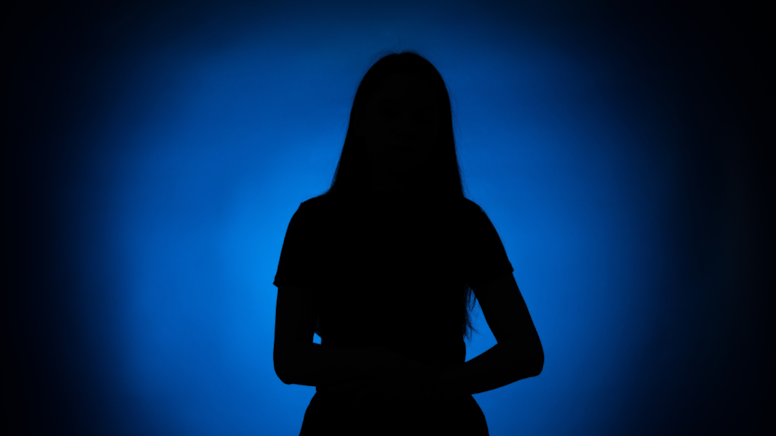 Erkekler yüzünü görmeden kirasını ödüyor, lüks hediyeler alıyor: Yıllık kazancı 1,5 milyon TL