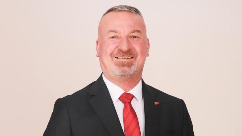 Karacabey Belediye Başkanı İYİ Parti'den istifa etti