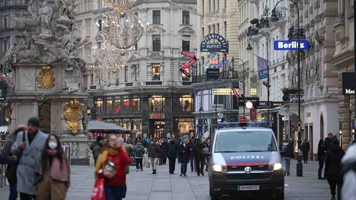 Vir�s alarm�: Avusturya s�n�rlar�n� kapat�yor!