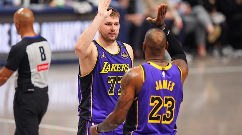 Luka Doncic'in 45 sayısıyla eski takımını dağıttı