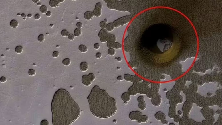 Tüm bilinenleri değiştirecek delik: Mars'ın yüzeyinde keşfedildi