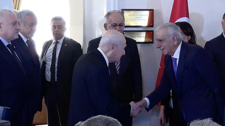 Anket sonuçları ortaya çıktı! Süreci yönetenler sınırda geziyor...