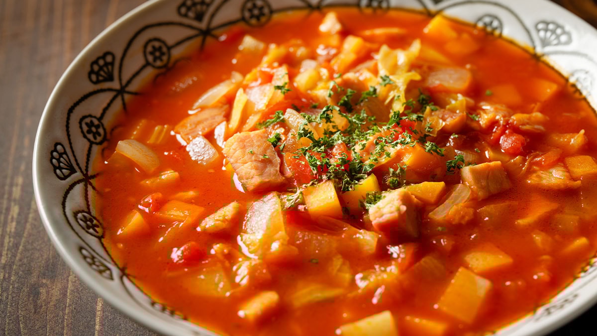 D�nyan�n en uzun ya�ayan ailesi her g�n bu �orbay� i�iyor