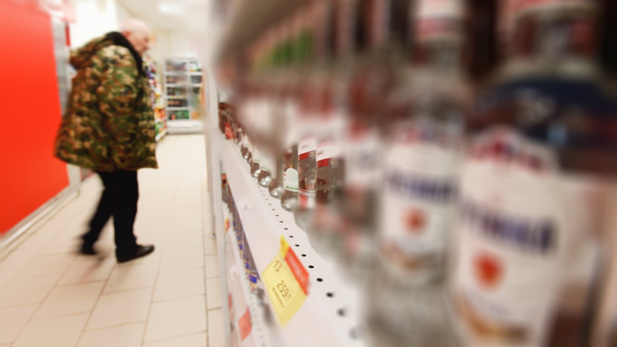 Rusya'dan ülkeyi karıştıracak karar: Alkol satışı yasaklandı