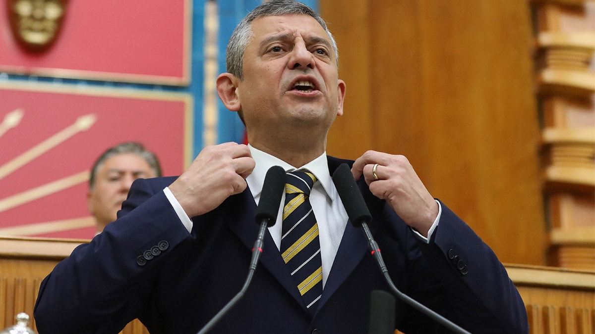 Özgür Özel'den Devlet Bahçeli'ye flaş İmamoğlu yanıtı