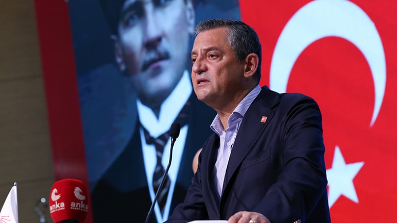 Özgür Özel, dini cemaat liderlerinin Paskalya Bayramı'nı kutladı