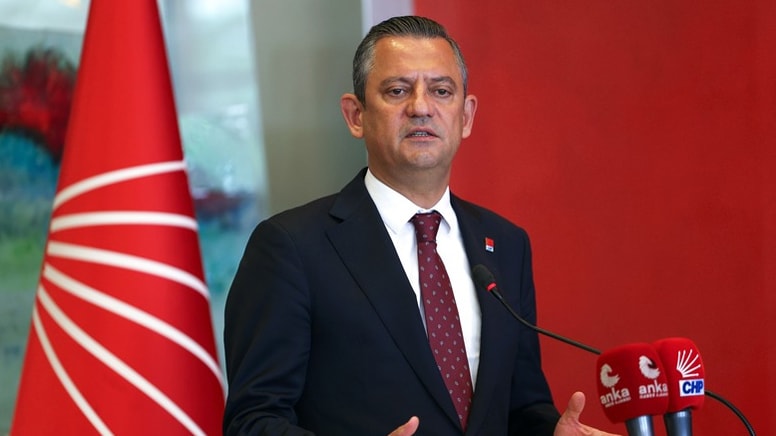 Özgür Özel'den parti liderlerine teşekkür mesajı