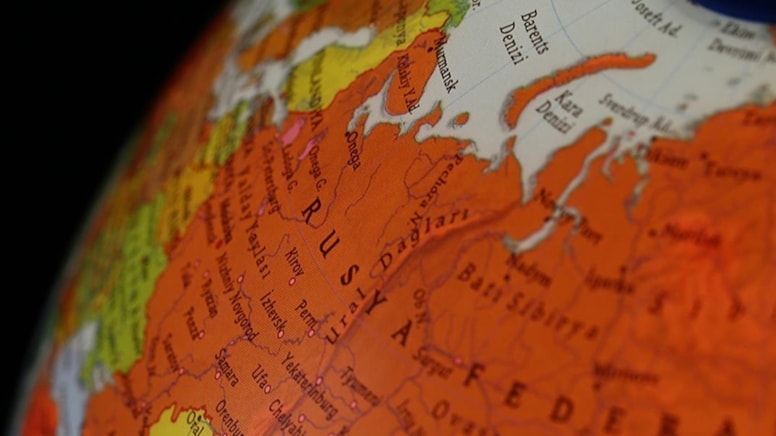 Rusya Başbakanı belgeyi imzaladı: Üç ülkeyle iş birliği sona erdi