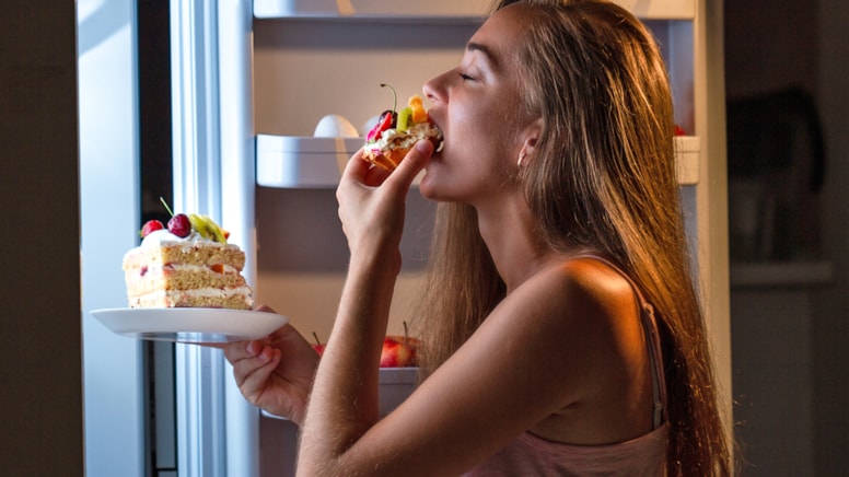 Yeme bağımlısı olabilirsiniz! İşte ilk belirtileri...