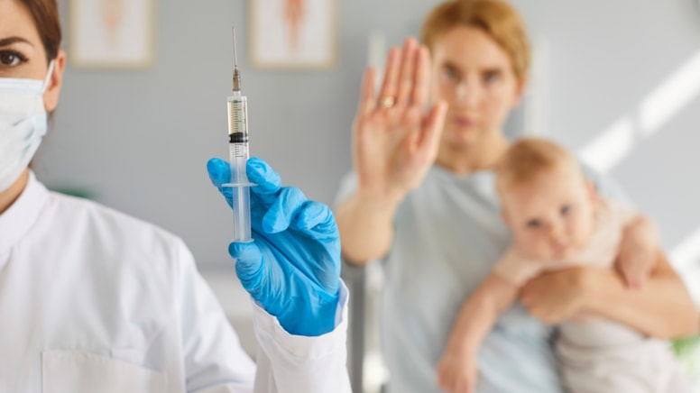 Aşı reddi artıyor: Halk sağlığı tehlike altında!
