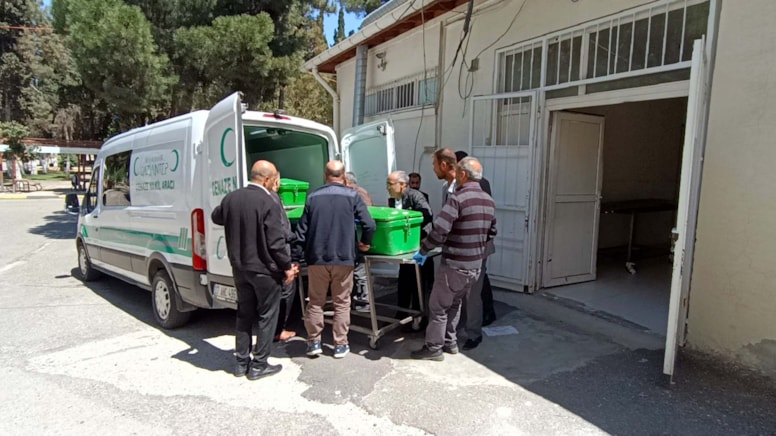 Sokakta yürürken av tüfeğiyle katledildi