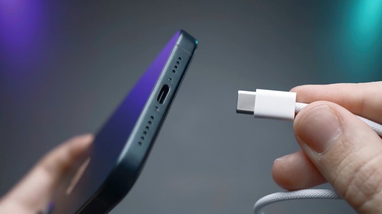 iPhone veya Samsung değil: Şarjı en uzun süre giden telefon belli oldu