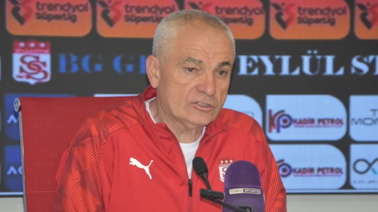 Rıza Çalımbay: Manaj kötü günündeydi