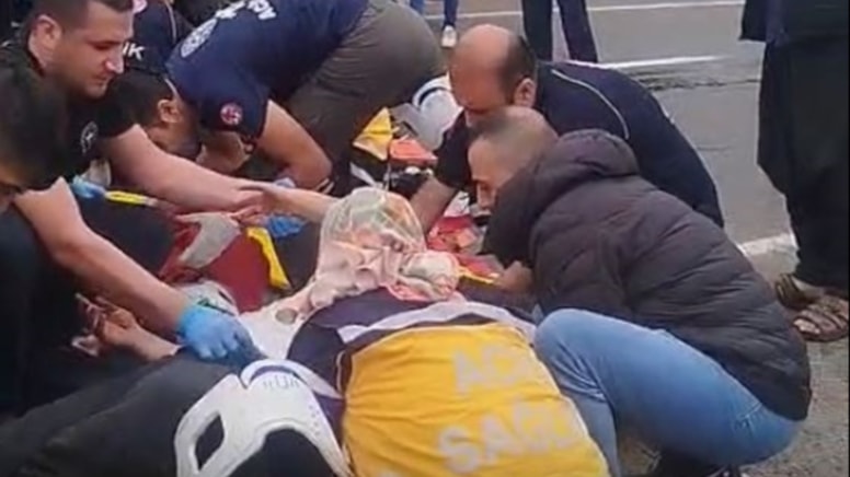 Öğrenci servisi TIR'a çarptı: Çok sayıda yaralı var