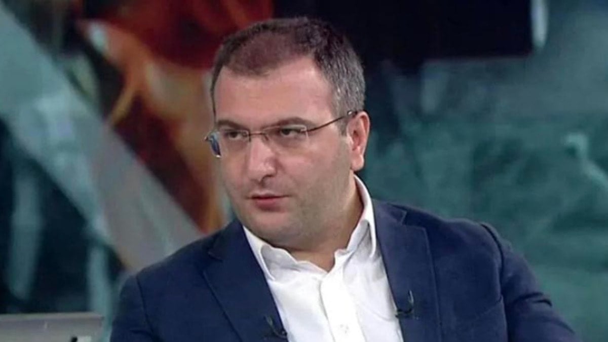 Yandaş Cem Küçük İBB'ye yönelik yapılacak yeni operasyonun adresini açıkladı