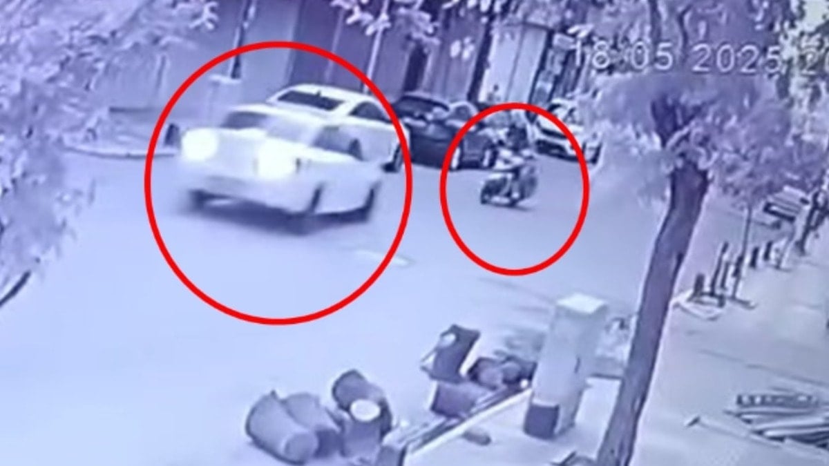 21 yaşındaki motosikletli feci kazada ölümden döndü