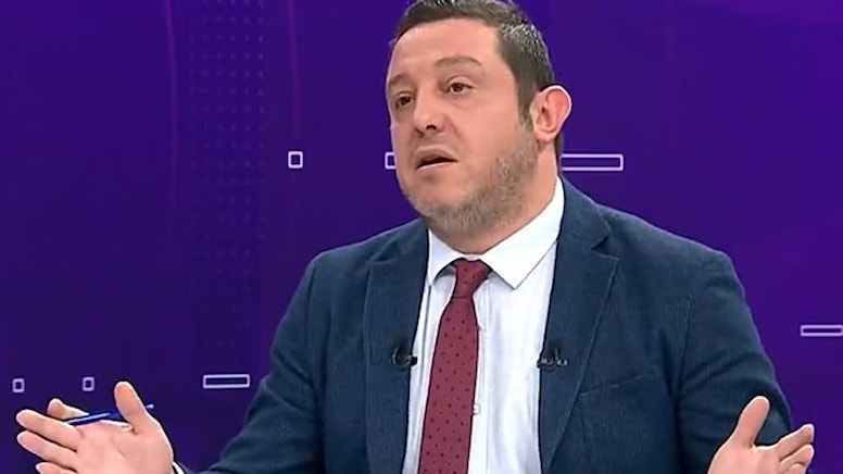 Nihat Kahveci isyan etti! Teşekkür ederiz der plaket veririm