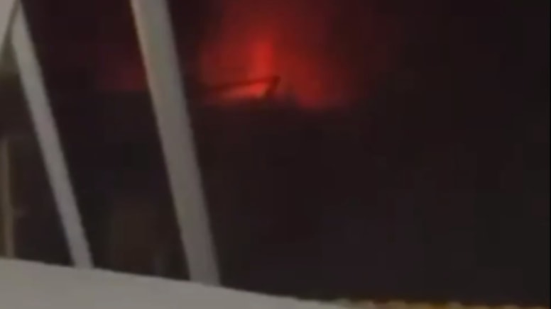 Gazze'ye insani yardım gönderen filo, uluslararası sularda vuruldu