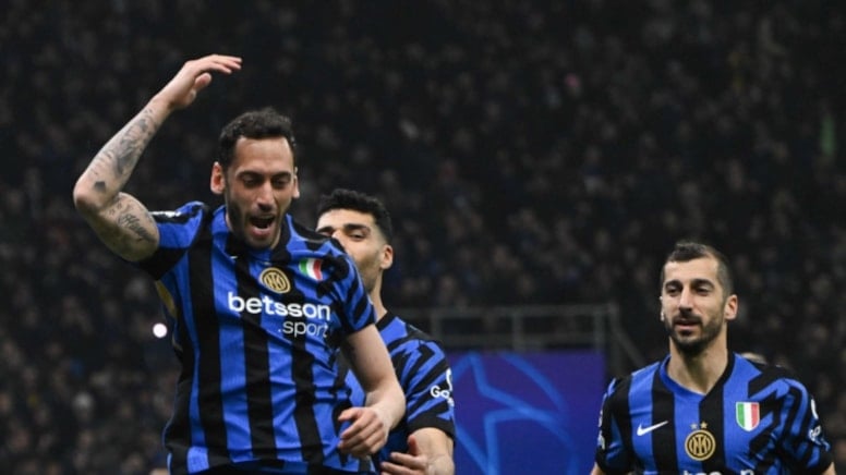 Hakan'ın da gol attığı maçta ilk finalist uzatmalarda belli oldu