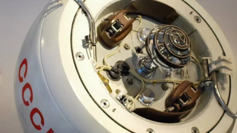 Riskli bölgeler arasında Türkiye de vardı... Uzay aracı okyanusa düştü