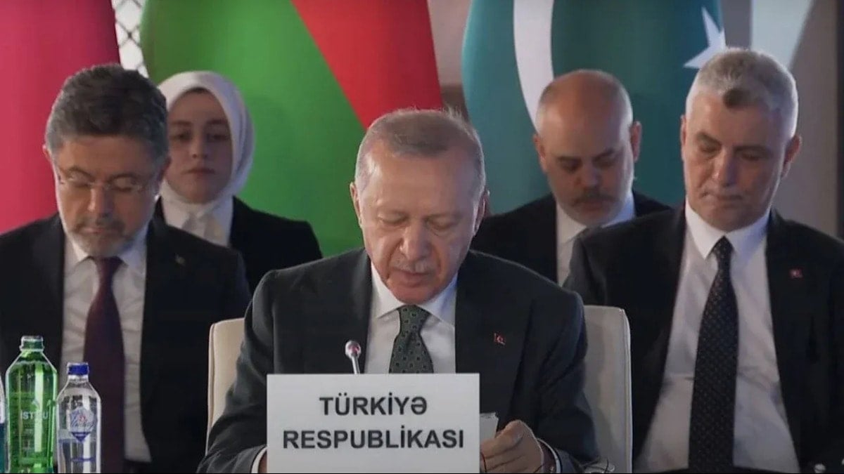 Azerbaycan’da Erdoğan’ın duraksaması dikkat çekti