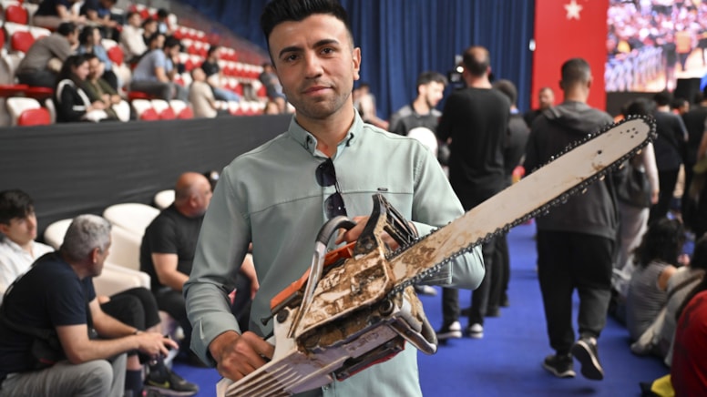 Başkentte toplu taşıma araçlarında unutulan eşyalar açık arttırmayla satıldı