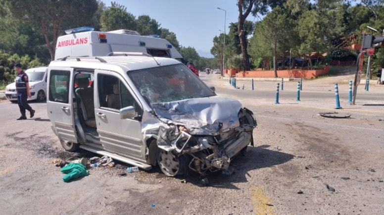 Fethiye'de iki ayrı kaza: 3 kişi yaralandı