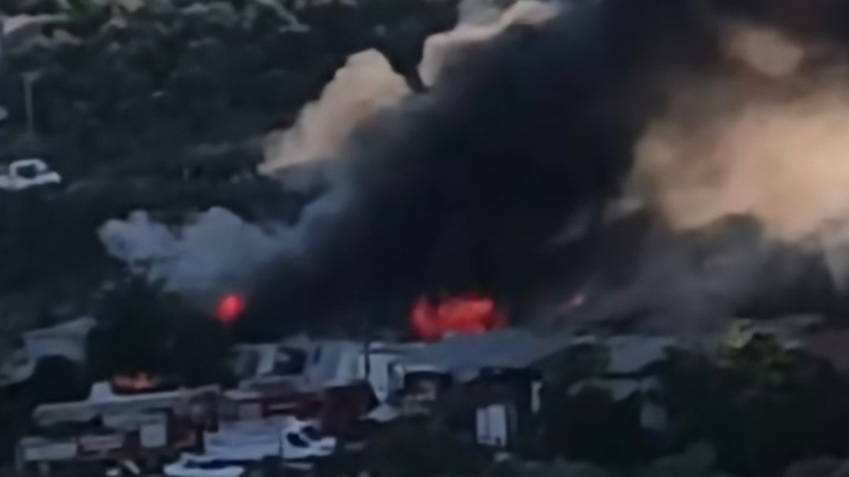 Hatay'da tekstil fabrikasında yangın