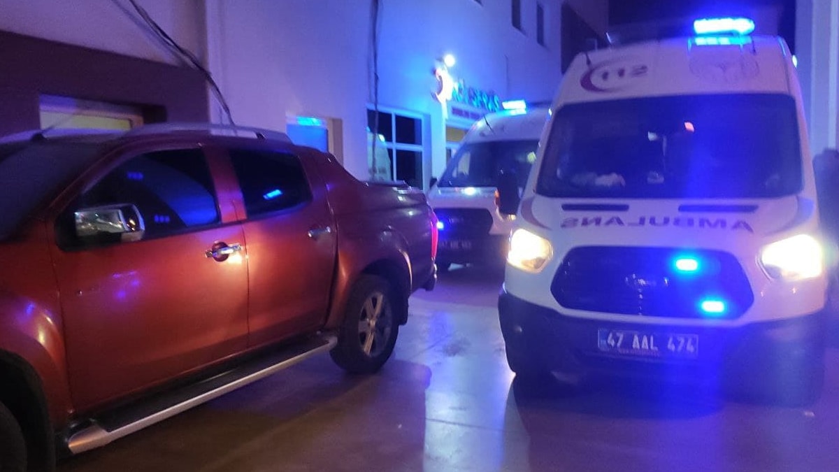 Tüfekle oynayan çocuk kendini vurdu