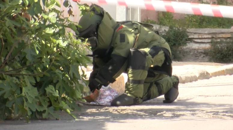 Beyoğlu'nda şüpheli paket paniği