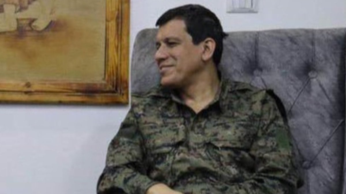 Kobani’de Kürtçe tabela şartı getirildi