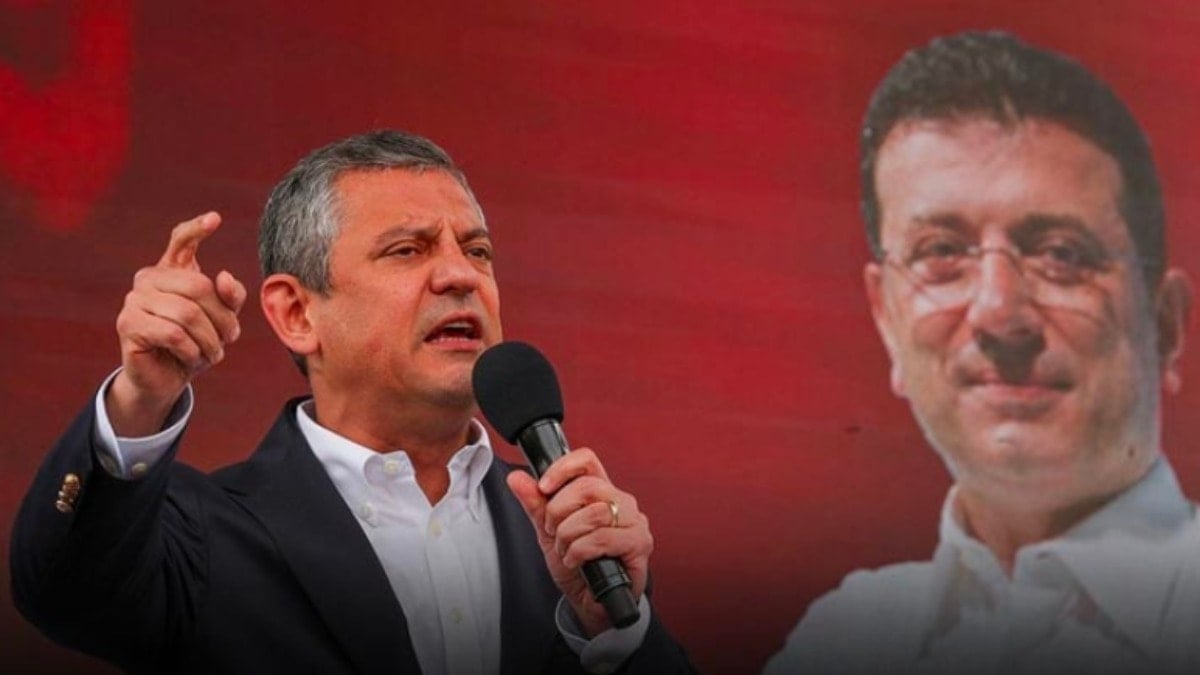 CHP'de kurultay iptal edilirse ne olacak? Özgür Özel canlı yayında açıklıyor
