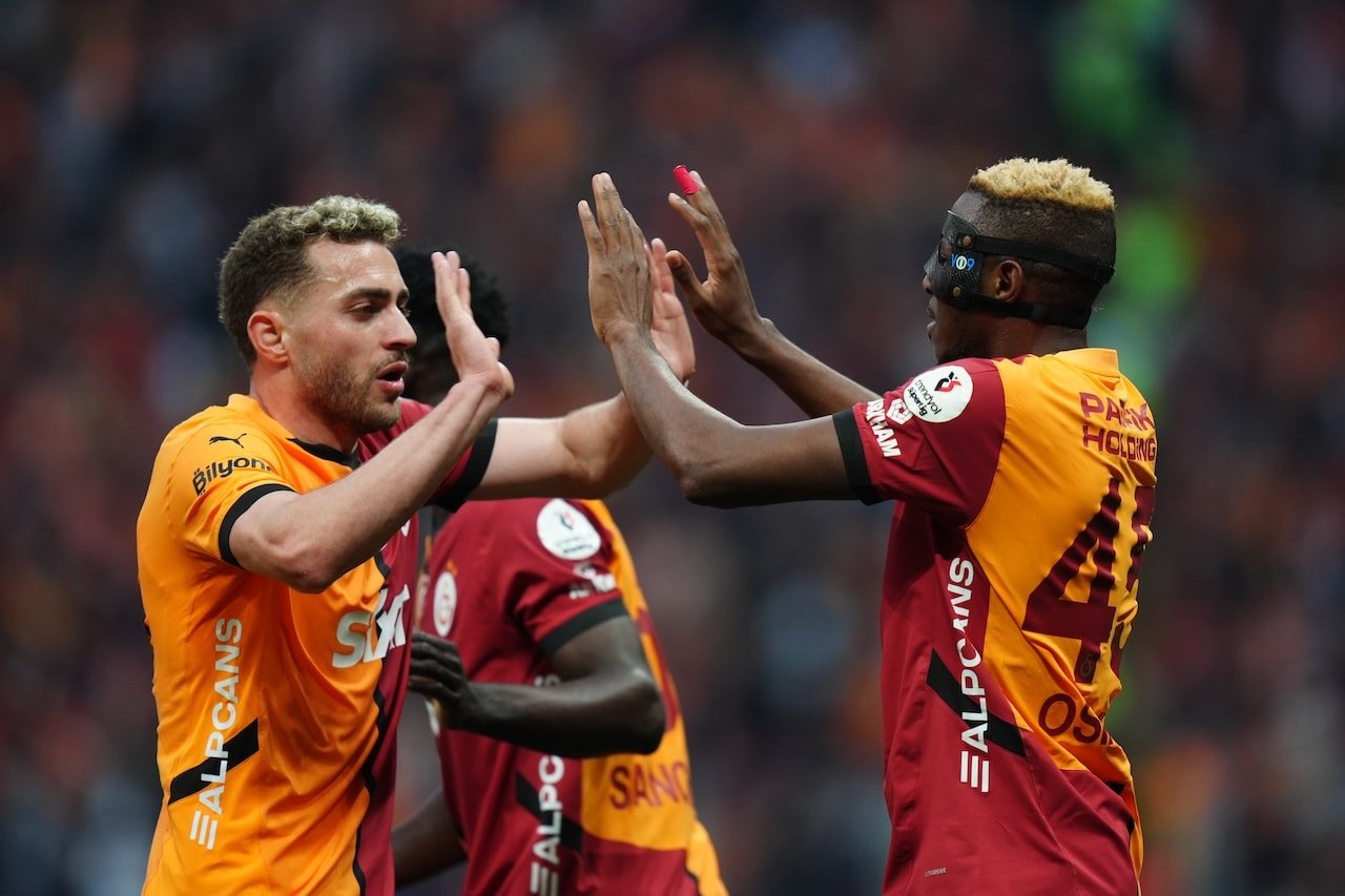 Galatasaray'da hedef belli! 8 günde 2 kupa
