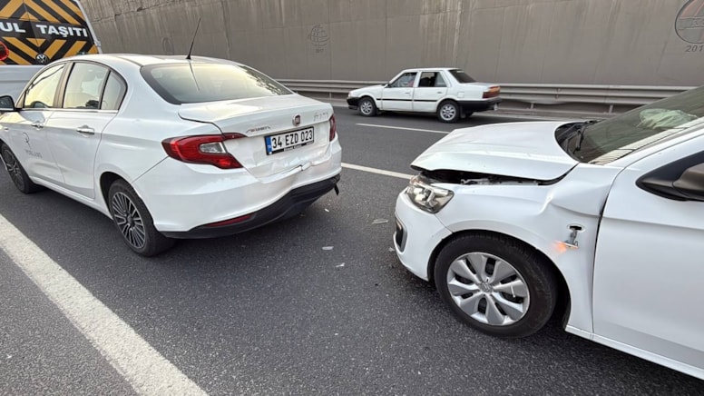 Kocaeli'nde zincirleme kaza: 3 kişi yaralandı