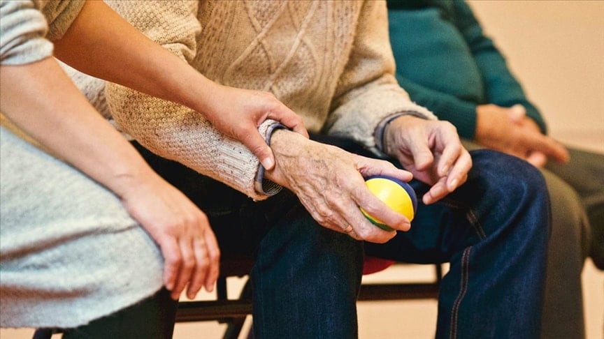Alzheimer hastaları için bileklik geliştirildi