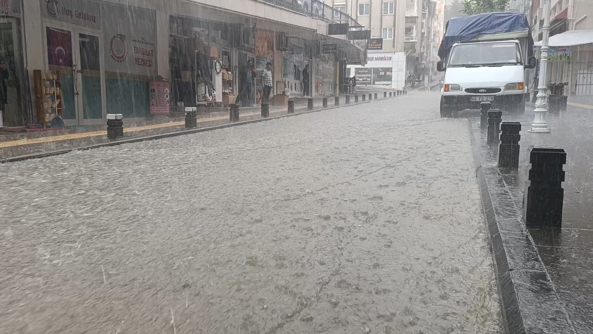 Doğu Karadeniz için sağanak uyarısı!