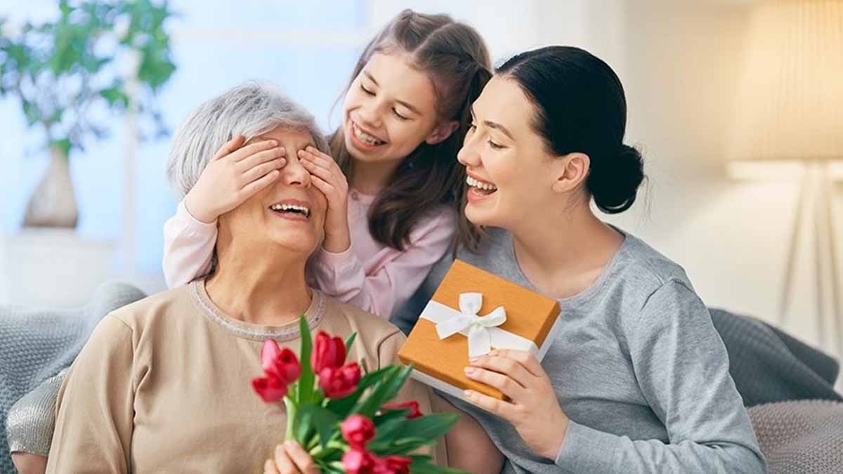 Yapay zekaya göre Anneler Günü'nde annenize en az bir kez vermeniz gereken hediye!