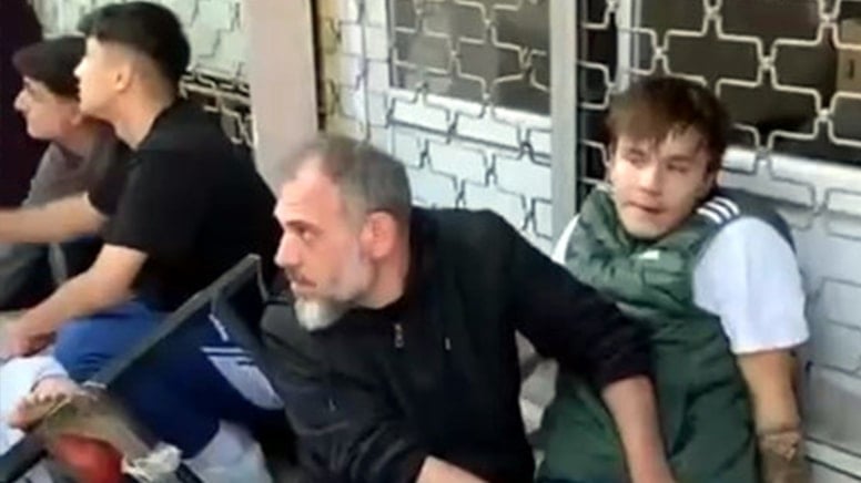 İstanbul'da internet kafede kavga: 2 yaralı